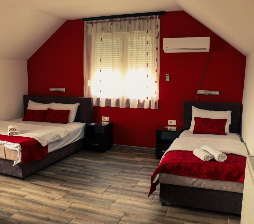 Restoran & Motel Manjez Bijelo Polje Εξωτερικό φωτογραφία